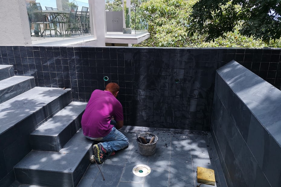 Piscina en construcción