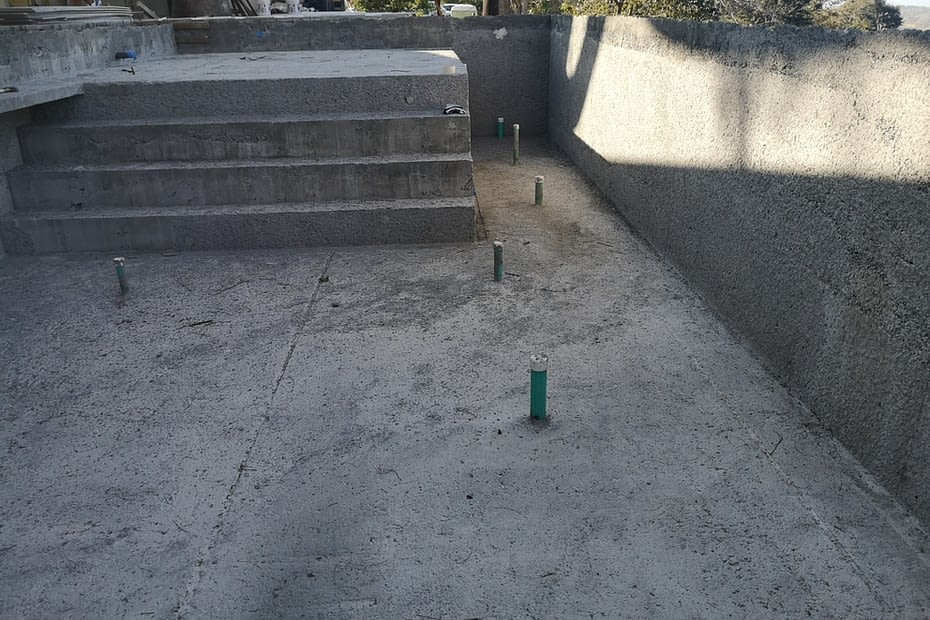 Piscina en construcción