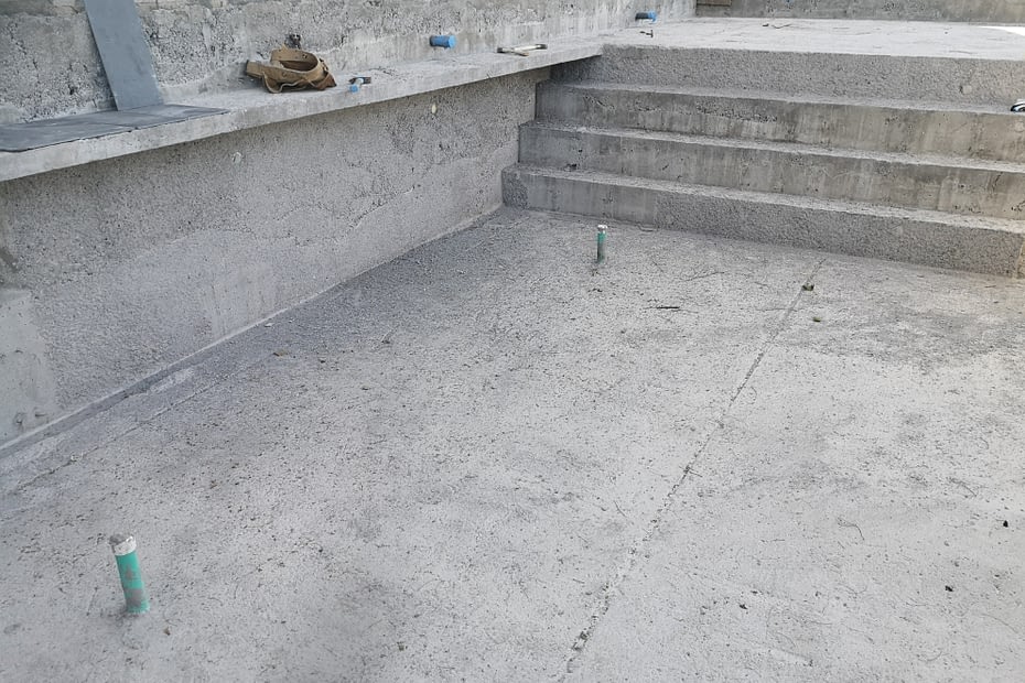 Piscina en construcción